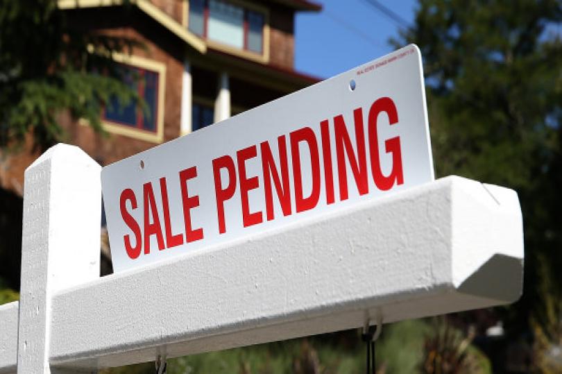 ارتفاع مبيعات المنازل المعلقة في الولايات المتحدة دون التوقعات